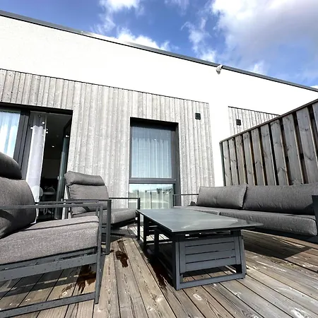 Aido Takas 64e アパート